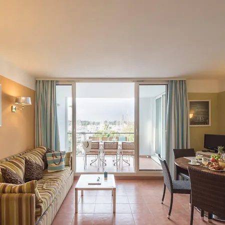 Pierre & Premium Port Prestige 4*