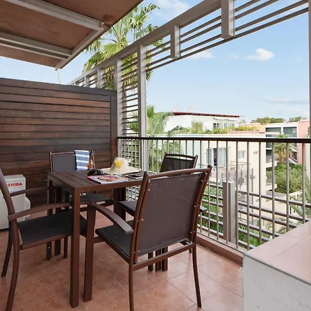 Pierre & Premium Port Prestige Lejlighedshotel Antibes