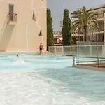 Lägenhetshotell Pierre & Premium Port Prestige Antibes