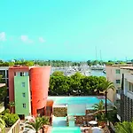Pierre & Premium Port Prestige Lägenhetshotell 4*