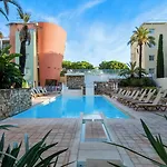 Pierre & Premium Port Prestige Lägenhetshotell Antibes
