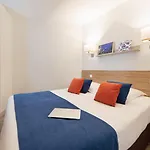 Pierre & Premium Port Prestige Lägenhetshotell Antibes