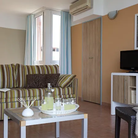 아파트호텔 Pierre & Premium Port Prestige 4*