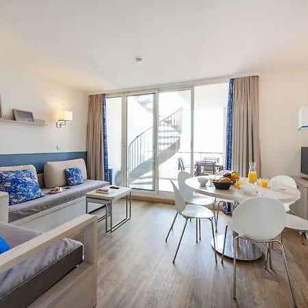 Pierre & Premium Port Prestige 4*
