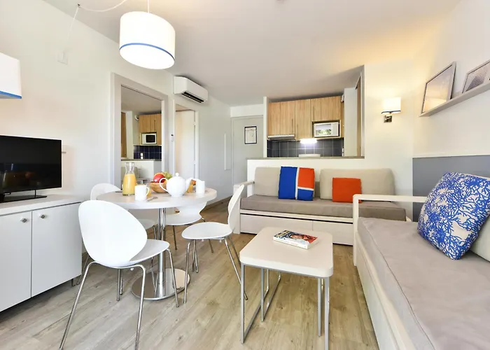 Pierre & Premium Port Prestige شقة فندقية 4*